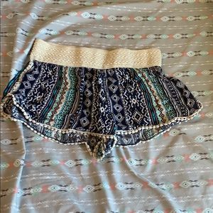 🟢 5/$20 Tribal Print Shorts